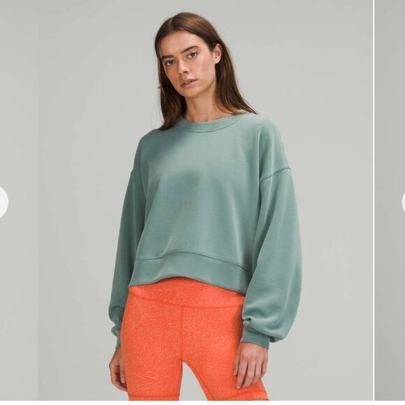 lululemon athletica Tops - Lululemon Softstreme Perfectly Oversized Cropped Crew sz 6 Tidewater Teal
